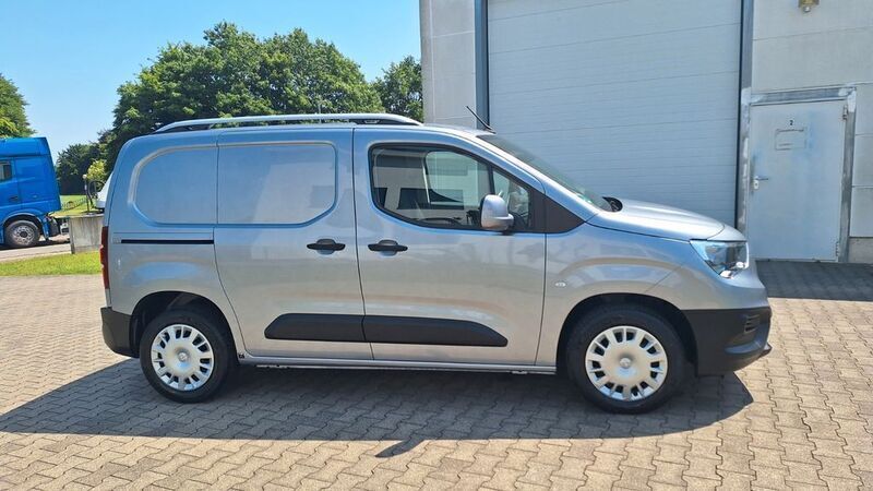 Gebraucht Opel Combo Edition 102 PS (75 kW) 2020 Grau Van / Kleinbus