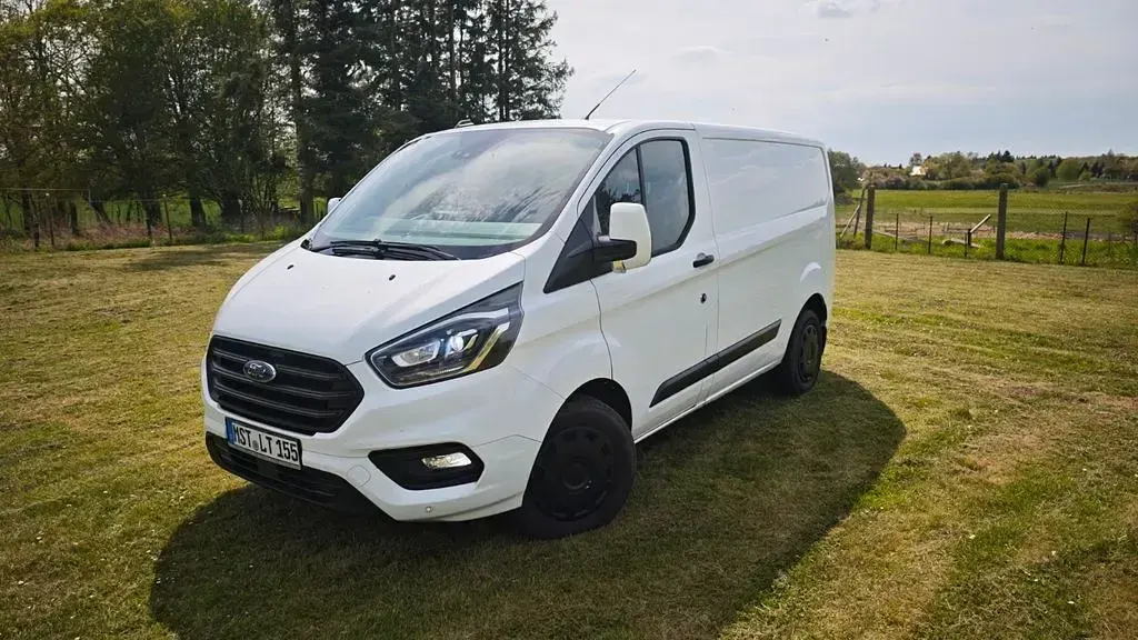 Gebraucht Ford Transit Custom 170 PS (125 kW) 2021 Weiß Van / Kleinbus