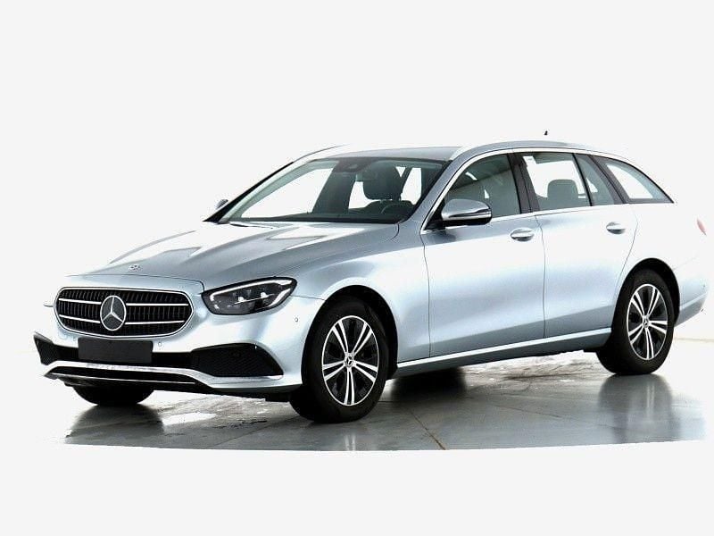 Gebraucht Mercedes E220 Avantgarde 200 PS (147 kW) 2022 Silber Limousine