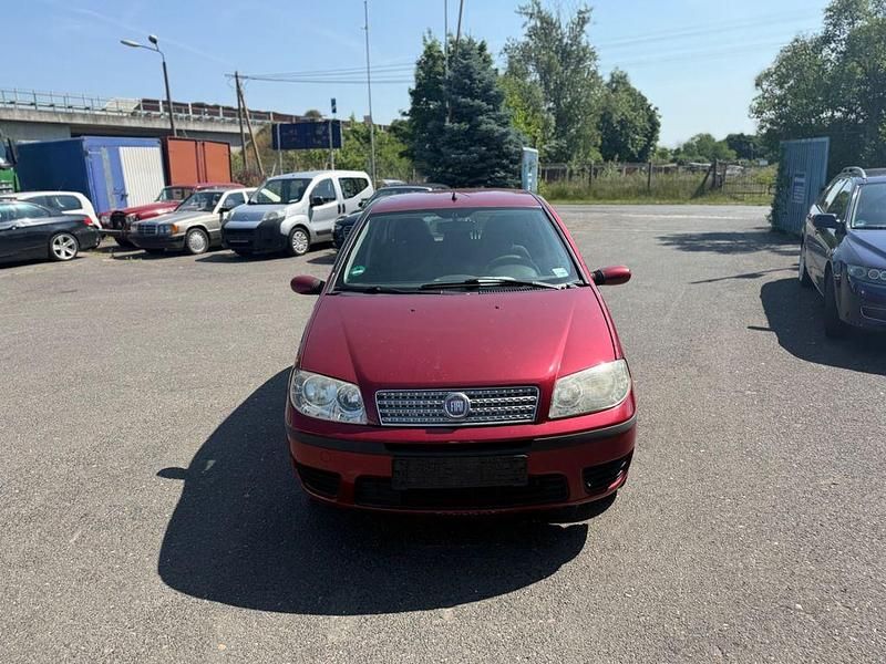Rot Gebraucht 2009 Fiat Punto Kleinwagen | 790 € (Fairer Preis) - Bild 1/4