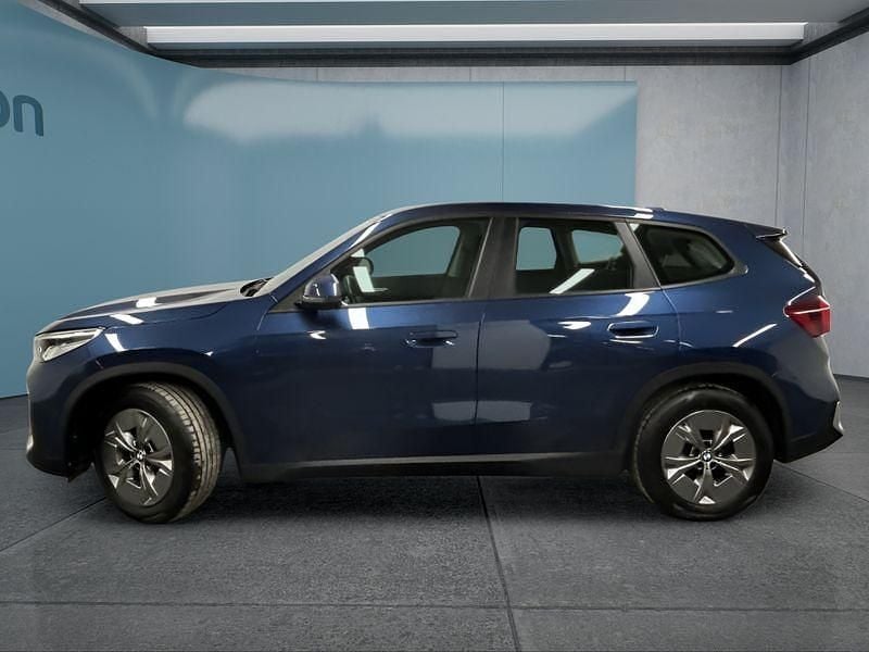 Gebraucht BMW iX1 230 kW (313 PS) 2023 Blau SUV