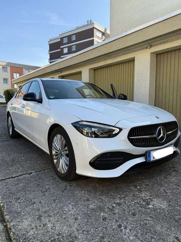 Gebraucht 2023 Mercedes C180 Avantgarde Limousine | 39.000 € (Etwas zu teuer) - Bild 1/4