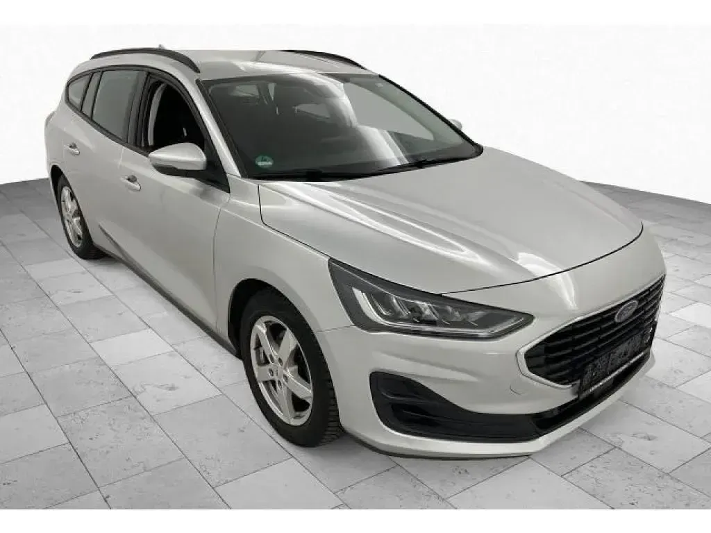 Gebraucht Ford Focus 120 PS (88 kW) 2023 Weiss (metallic) Kombi