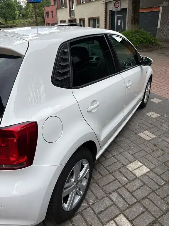 Gebraucht VW Polo Black Edition 60 PS (44 kW) 2013 Weiß Kleinwagen