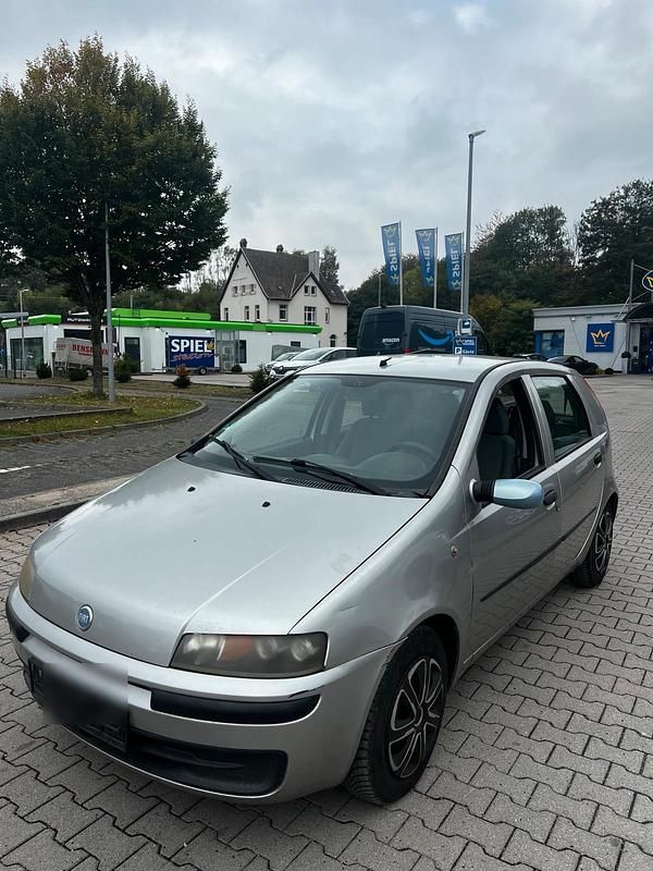 Silber Gebraucht 2002 Fiat Punto Kleinwagen | 430 € (Superpreis) - Bild 1/4