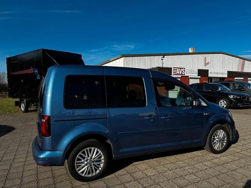 Gebraucht VW Caddy Comfortline 102 PS (75 kW) 2016 Blau Van / Kleinbus