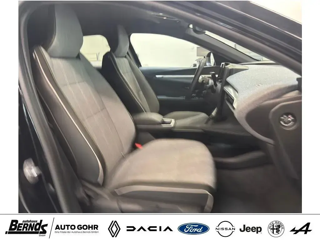 Gebraucht Renault Megane E-Tech Komfort 160 kW (218 PS) 2025 Noir etoile Limousine