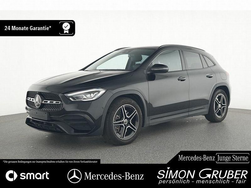 Lack kosmosschwarz (metallic) Gebraucht 2021 Mercedes GLA250 AMG SUV | 39.500 € (Fairer Preis) - Bild 1/4