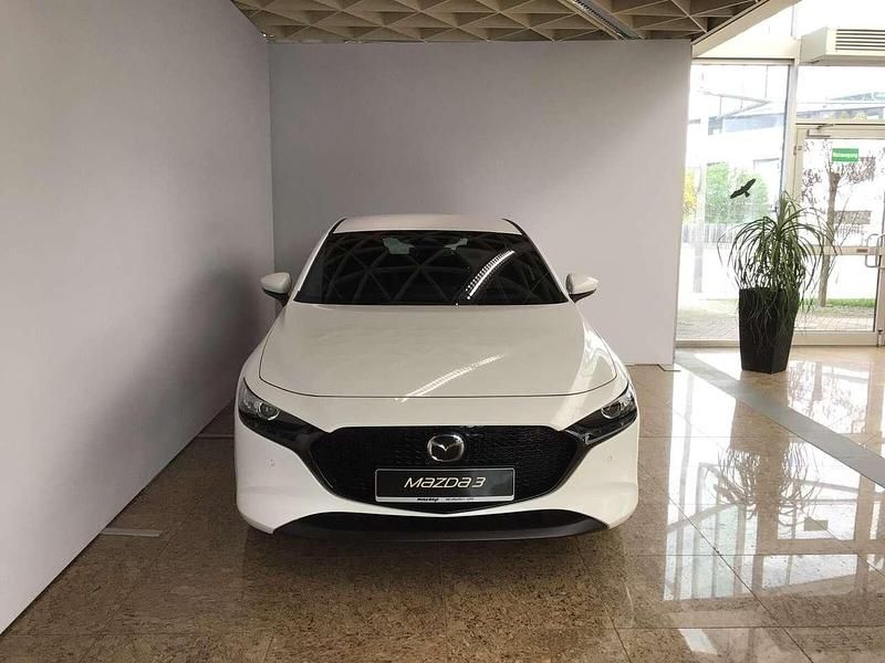 Neu Mazda 3 Center-Line 140 PS (102 kW) 2026 Weiß Limousine
