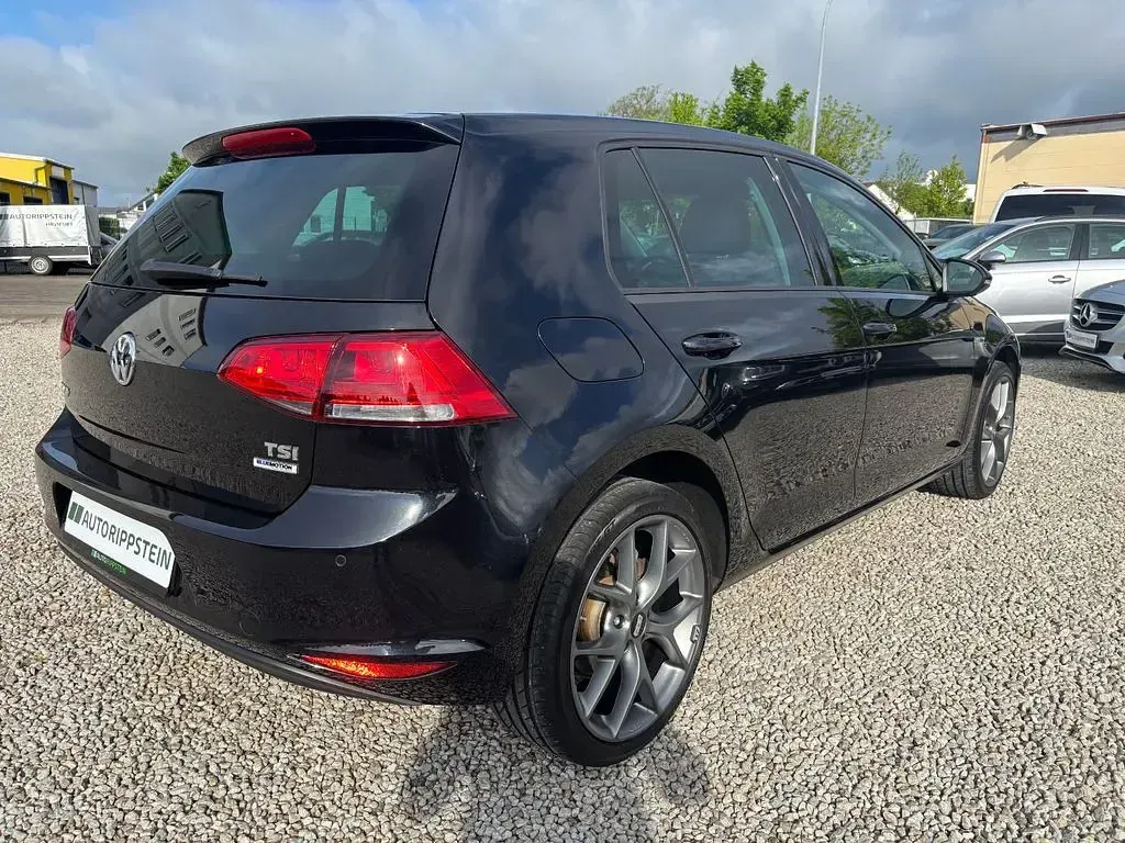 Gebraucht VW Golf VII LOUNGE 86 PS (63 kW) 2015 Schwarz Limousine