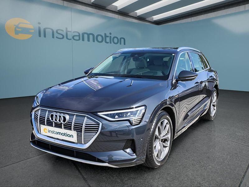Grau Gebraucht 2021 Audi e-tron SUV | 32.699 € (Fairer Preis) - Bild 1/4