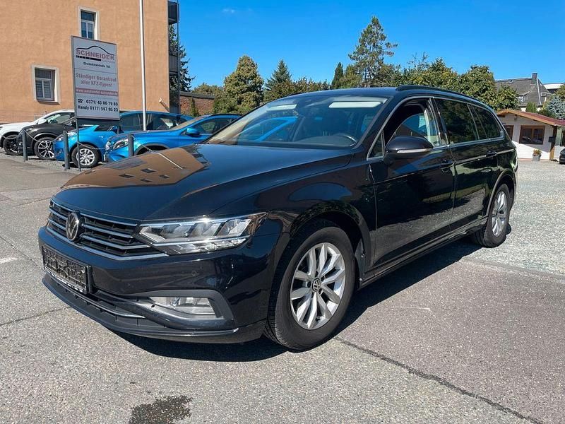 Schwarz Gebraucht 2021 VW Passat Business Limousine | 13.700 € (Superpreis) - Bild 1/4