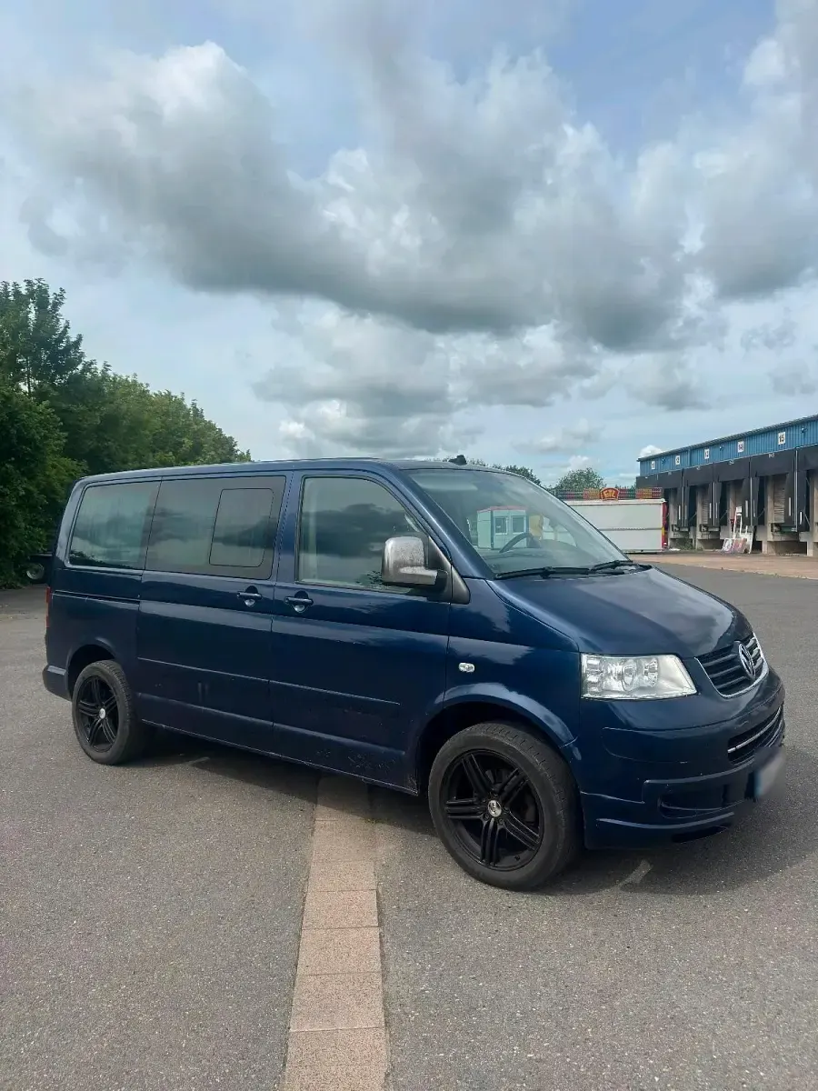 Gebraucht VW Multivan 174 PS (127 kW) 2004 Blau Van / Kleinbus