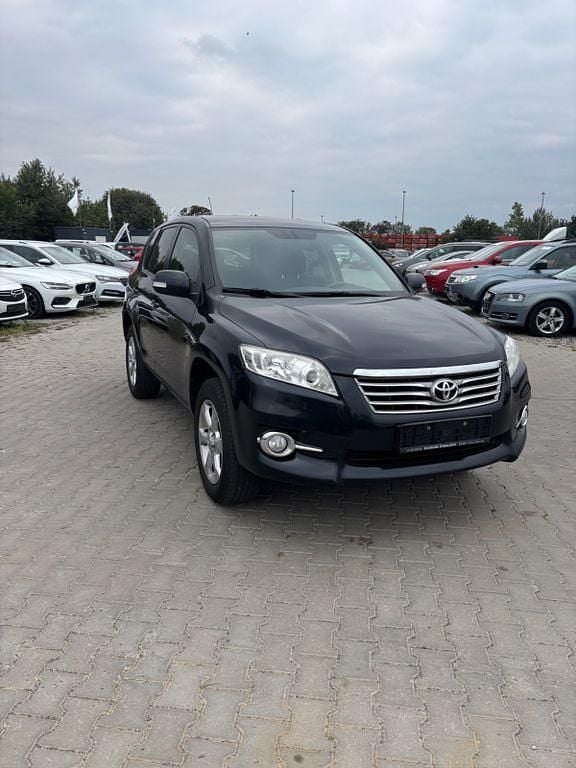 Gebraucht 2010 Toyota RAV4 Life SUV | 7.999 € (Guter Preis) - Bild 1/4
