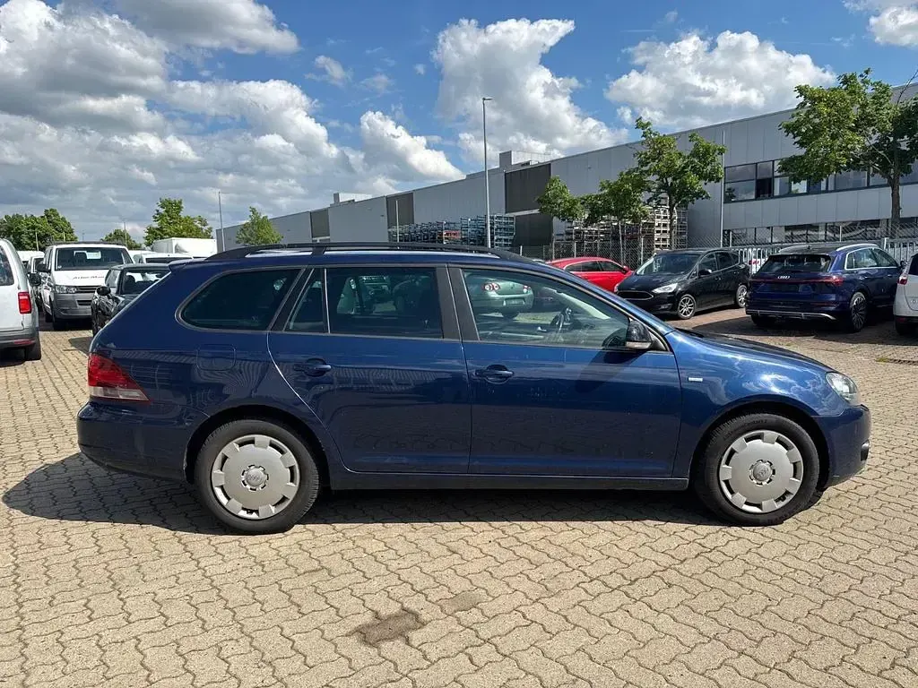 Gebraucht VW Golf VI Match 140 PS (102 kW) 2012 Blau Kombi
