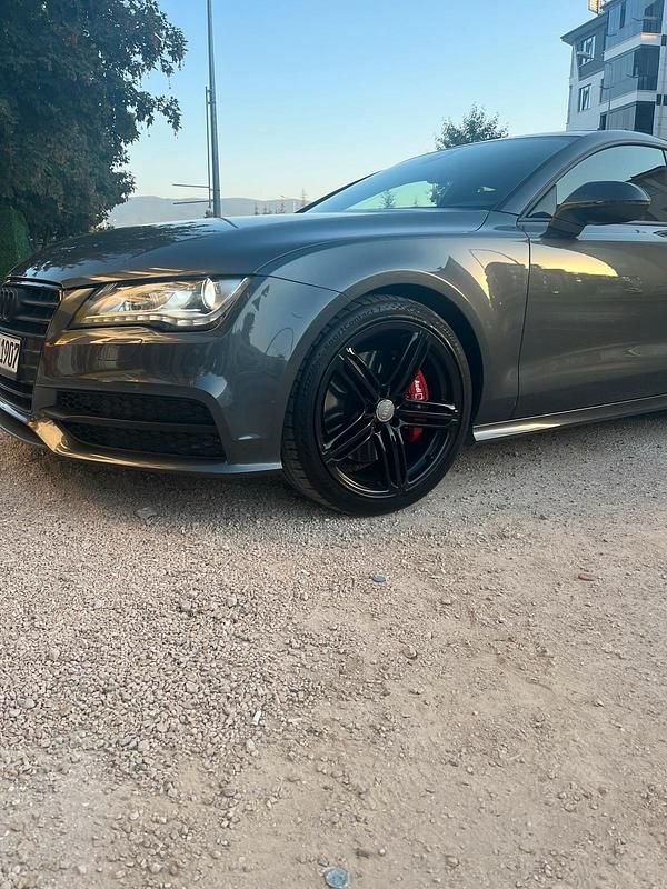 Gebraucht Audi A7 S-Line 313 PS (230 kW) 2013 Grau Kleinwagen