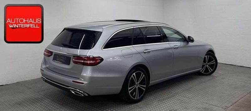 Gebraucht Mercedes E400 Avantgarde 330 PS (242 kW) 2022 Hightechsilber Kombi