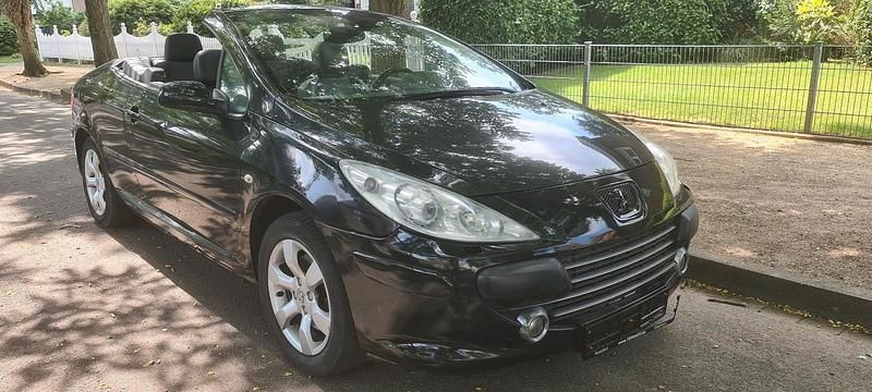 Schwarz Gebraucht 2005 Peugeot 307 CC Cabrio | 2.190 € (Guter Preis) - Bild 1/4