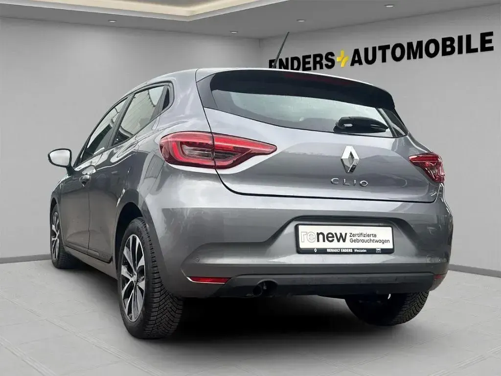 Gebraucht Renault Clio Equilibre 91 PS (66 kW) 2022 Grau Kleinwagen