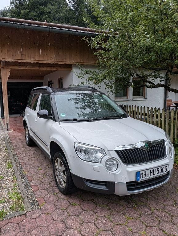 Weiß Gebraucht 2013 Skoda Yeti Adventure SUV | 6.000 € (Superpreis) - Bild 1/4