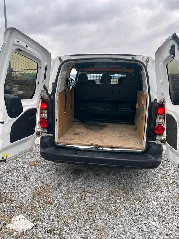 Gebraucht Peugeot Partner 2017 Van / Kleinbus