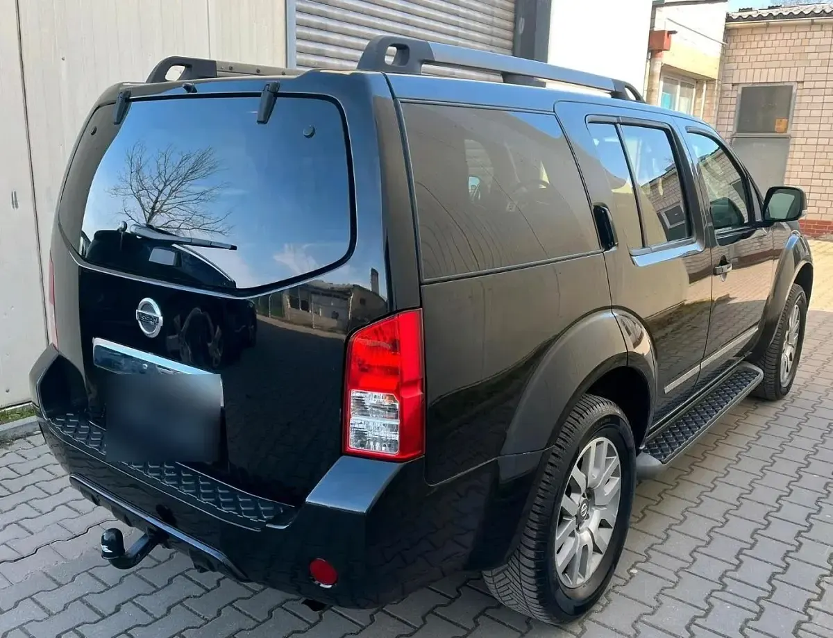 Gebraucht Nissan Pathfinder 231 PS (169 kW) 2015 Schwarz SUV