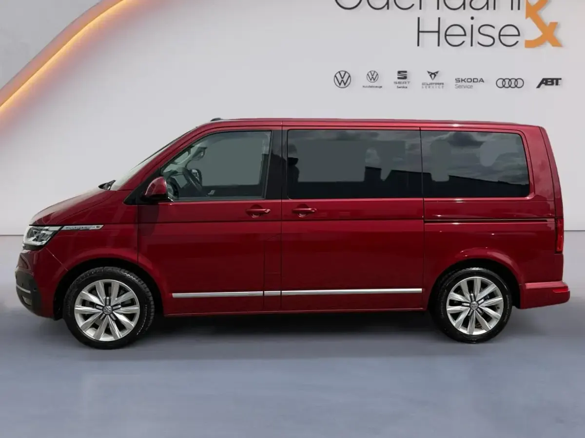 Second-hand VW Multivan Highline 204 CP (150 kW) 2022 Monovolum