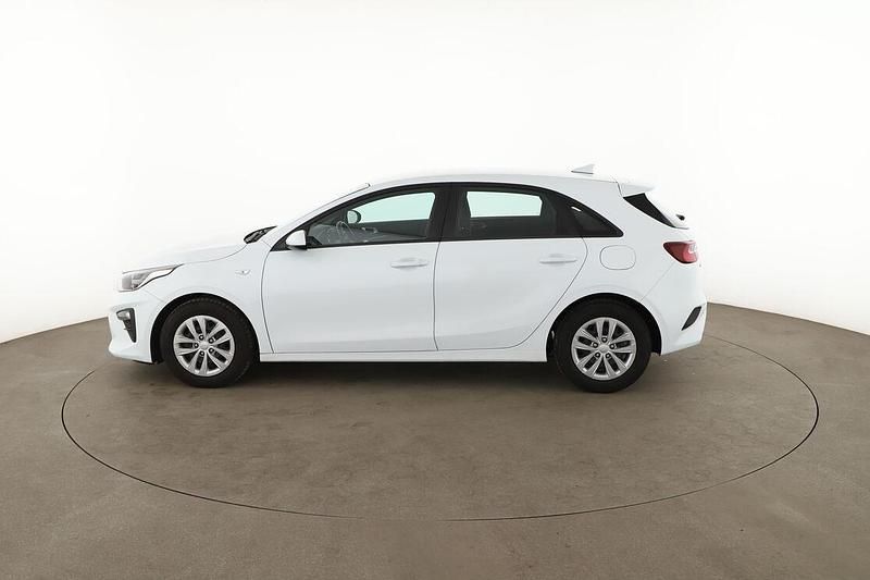 Gebraucht Kia Ceed Attract 2021 Weiß Kleinwagen