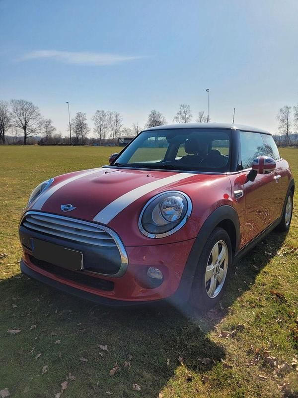 Gebraucht Mini Cooper D 116 PS (85 kW) 2015 Rot Kleinwagen