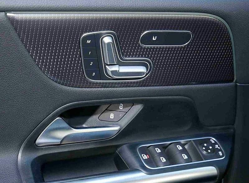 Gebraucht Mercedes B200 163 PS (119 kW) 2019 Braun Van / Kleinbus