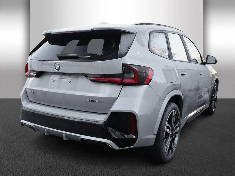 Ny BMW X1 Performance 156 HK (114 kW) 2026 Sølv SUV