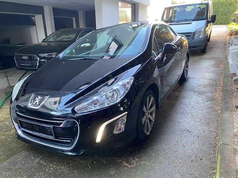 Schwarz Gebraucht 2013 Peugeot 308 CC Active Cabrio | 3.950 € (Fairer Preis) - Bild 1/4