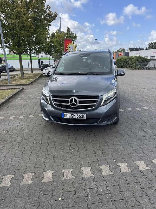 Gebraucht Mercedes V250 Avantgarde 190 PS (139 kW) 2014 Grau Van / Kleinbus