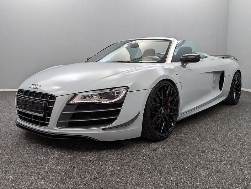 Grau Gebraucht 2013 Audi R8 Spyder Sport Cabrio | 122.999 € - Bild 1/4