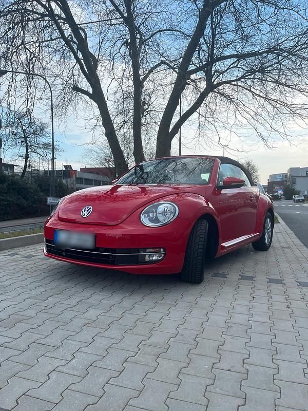 Gebraucht VW Beetle 150 PS (110 kW) 2016 Rot Kleinwagen