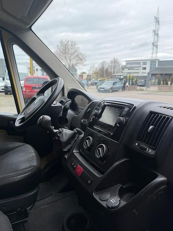 Gebraucht Citroën Jumper 130 PS (95 kW) 2019 Gelb Van / Kleinbus