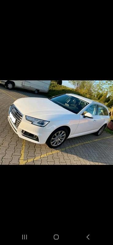 Gebraucht Audi A4 170 PS (125 kW) 2019 Weiß Kombi