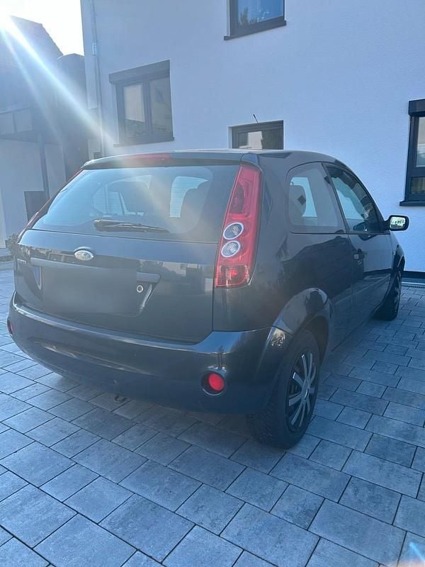 Gebraucht Ford Fiesta 70 PS (51 kW) 2006 Andere farben Kleinwagen