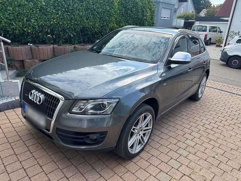 Grau Gebraucht 2009 Audi Q5 S-Line SUV | 7.999 € (Fairer Preis) - Bild 1/4