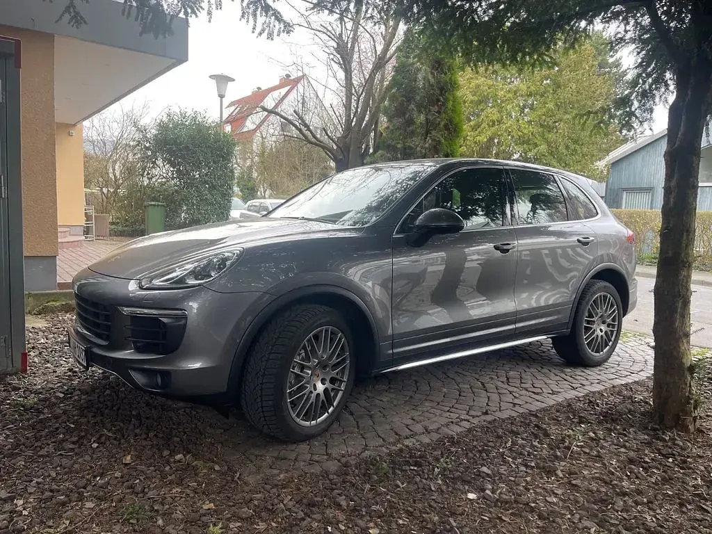 Gebraucht Porsche Cayenne S 385 PS (283 kW) 2014 Grau SUV