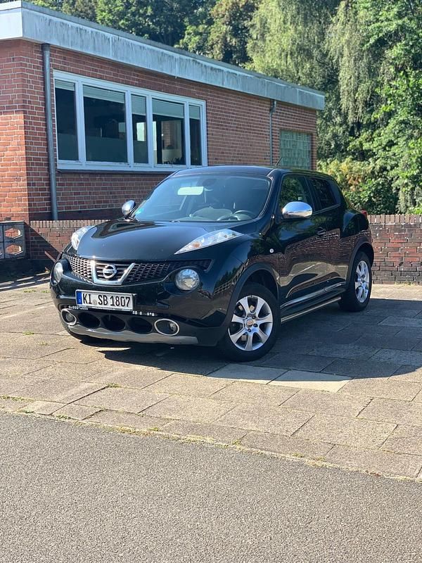 Schwarz Gebraucht 2011 Nissan Juke Tekna SUV | 4.850 € (Guter Preis) - Bild 1/4