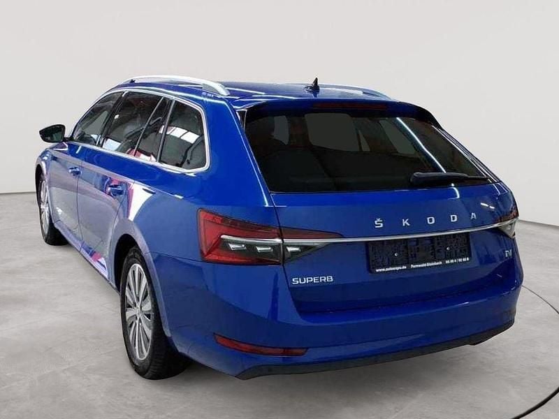 Gebraucht Skoda Superb Style 156 PS (114 kW) 2022 Energyblau uni Kombi
