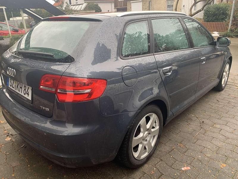 Gebraucht Audi A3 S-Line 125 PS (91 kW) 2010 Grau Kleinwagen