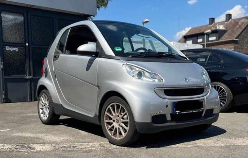Silber Gebraucht 2008 Smart ForTwo Coupé Kleinwagen | 2.790 € (Fairer Preis) - Bild 1/4
