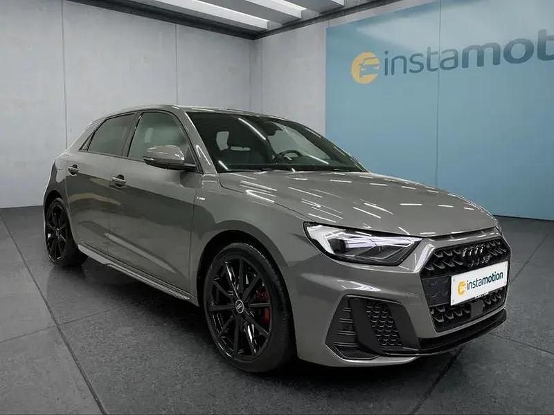 Usata Audi A1 207 CV (152 kW) 2022 Grigio SUV