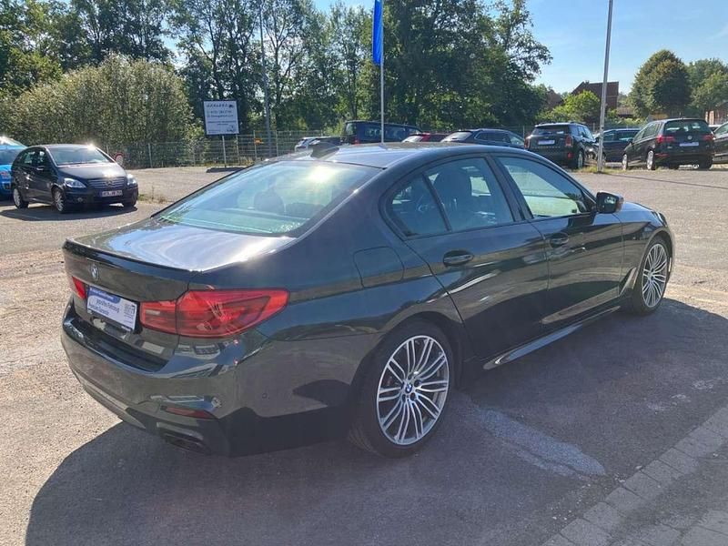 Gebraucht BMW 550 530 PS (389 kW) 2019 Sophistograu brillanteffekt me Limousine