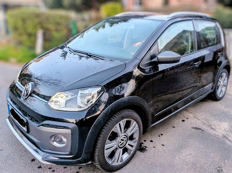 Usata VW up! 75 CV (55 kW) 2017 Nero Utilitaria