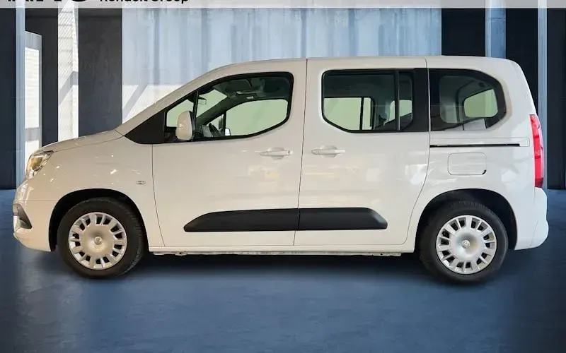 Gebraucht Opel Combo Edition 102 PS (75 kW) 2020 Weiß Van / Kleinbus