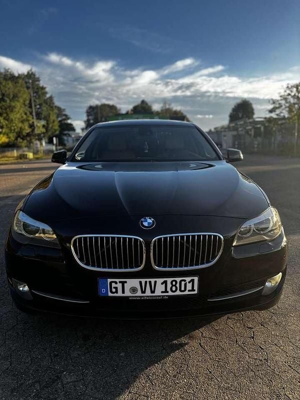 Schwarz Gebraucht 2010 BMW 535 Performance Limousine | 9.600 € (Guter Preis) - Bild 1/4