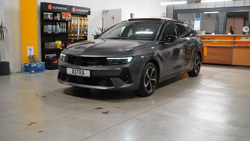 Gebraucht Opel Astra 131 PS (96 kW) 2025 Grau Kombi